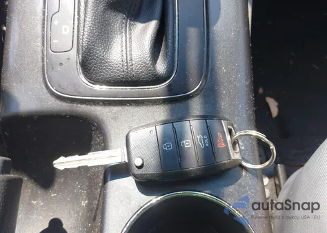 2016 Kia Forte Lx z USA, uszkodzony, nr VIN KNAFX4A66G5541614